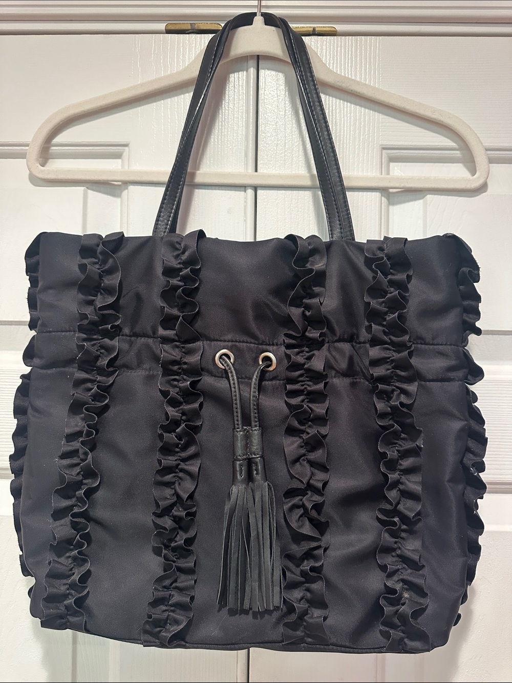 Vintage Banana Republic Black Ruffle Tote Bag with Tassel Drawstring NWOT